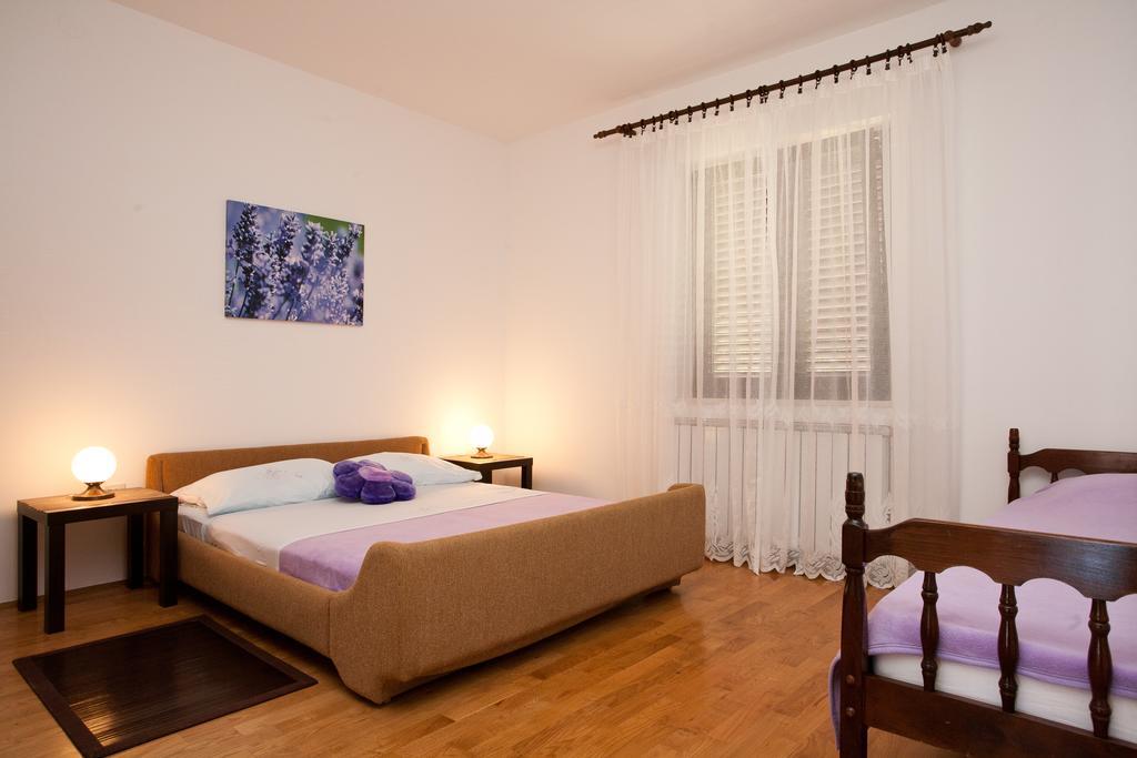 Apartment Milka Крк Экстерьер фото